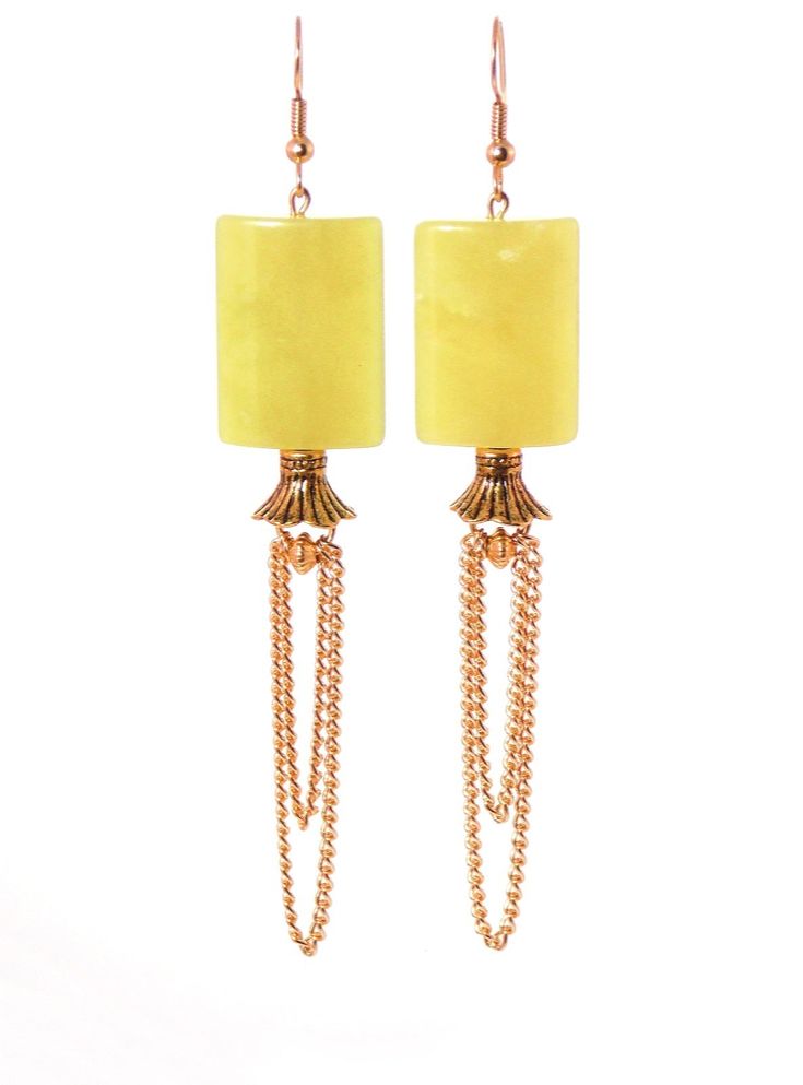 Clip-on style also available! These beautiful chic earrings have a unique design and make a stunning statement! Semi precious Olive "Jade" Serpentine stones coupled with antique gold tones give these beauties an elegant appearance with a luxurious feel! Earrings are lightweight making them very wearable! Earring hooks are 22k gold plated hypoallergenic and will help to avoid irritation.Clip-ons also available!Product Details.Semi precious Olive "Jade" Serpentine stones..Antique gold plated bead Serpentine Stone, Yellow Jewelry, Pinterest Group, Chic Earrings, Gold Statement Earrings, Green Olive, Hypoallergenic Earrings, Earring Hooks, Etsy Jewelry