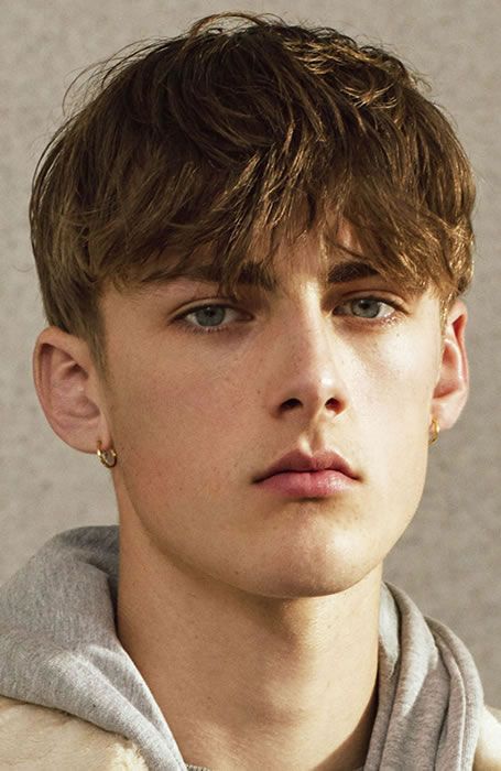 33 Of The Best Men’s Fringe Haircuts | FashionBeans Mens Fringe Haircut, Haircut For Big Forehead, Long Fringe Hairstyles, Textured Haircut, Big Forehead, Men Haircut Styles, Top Hairstyles, Corte De Cabelo Masculino, Mens Haircuts Short