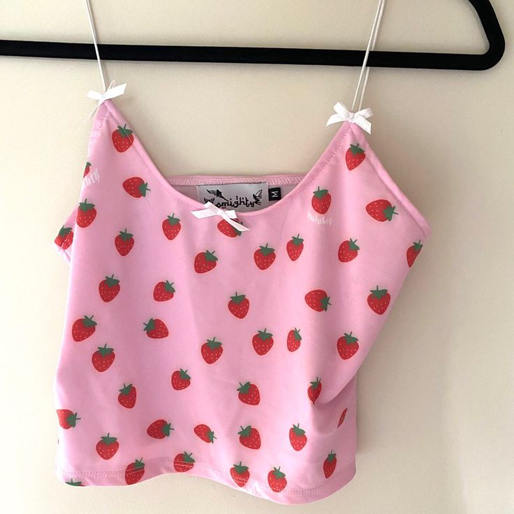 Cute Hello Kitty Tops For Summer, Childish Clothes, Y2k Short Sleeve Tops With Strawberry Print, Cheap Pink Kawaii Tops, Pink Sleeveless Y2k Crop Top, Cutecore Tank Top, Bra Image, Hello Kitty Accessories, T Dress