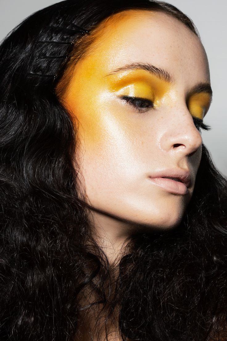 Editorial Make-up, Aveda Makeup, Monochromatic Makeup, Yellow Blush, Yellow Makeup, Theatre Makeup, Bold Makeup Looks, Avant Garde Makeup, Formal Makeup