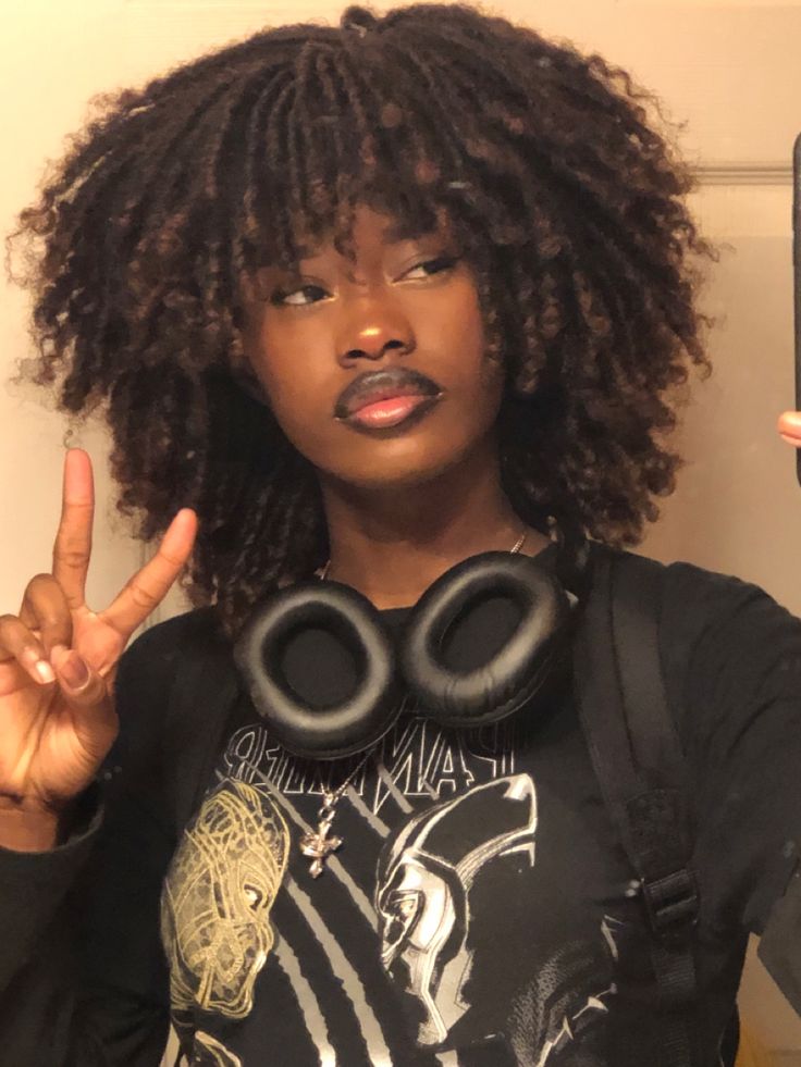 Masc Hairstyles, Head References, Portrait Practice, Dread Styles, Hairstyles 2024, Beautiful Human, Art Help, Alt Outfits, Pelo Afro