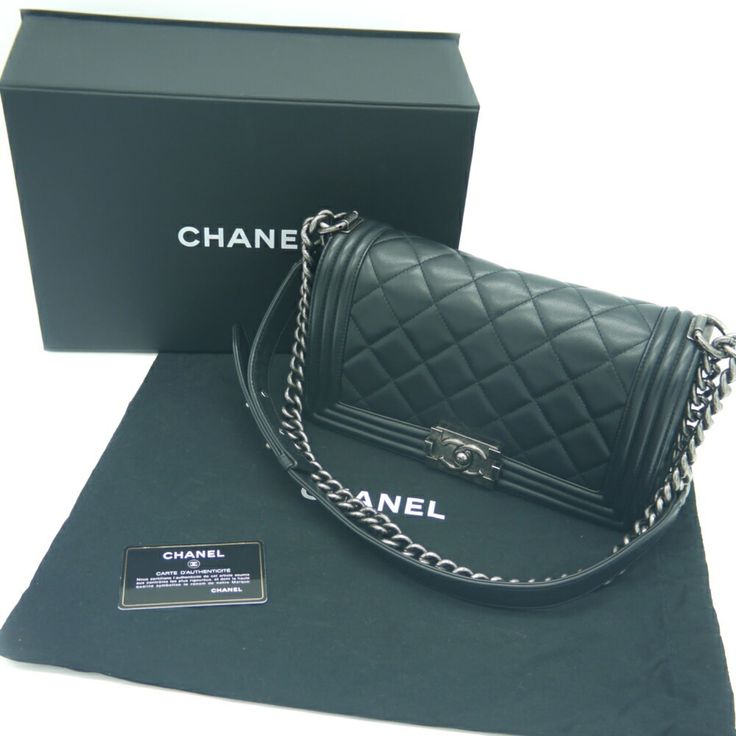 Brand: Chanel Model: Boy Color: Black Material: Leather Inclusions: Box, Dust bag Dimensions: 15cm x 25cm x 8cm / Serial number: NA Country of origin: Italie Assured Product ity: This product is supplied by a renowned and trusted partner. With this purchase, you are preserving iconic craftsmanship, celebrating heritage, and embracing the beauty of conscious shopping.Delivery 5-8 or 10-15 working days Please note that during high season and Sale period, delivery times may be affected We accept payment with a Credit card, Debit card, or PayPal.Note: Our Items are totally New High quality Brand Inspired Refurbished. Please make sure you are well aware of it before buying any of the Item. T&C's Apply in case of refunds.Please send us message on below chat to confirm availability. We will send Model Boy, Chanel Model, Chanel Caviar, Timeless Handbag, Chanel Boy, Hermes Bags, Vintage Chanel, Credit Card Debit, Fendi Bags