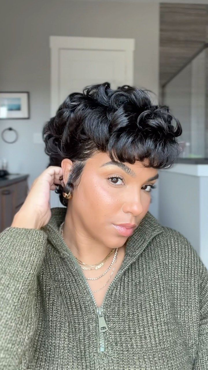 Jade Kendle-Godbolt | Beauty & Mom Influencer Roller Set Hair, Roller Set Natural Hair, Roller Set Hairstyles, Mom Influencer, Roller Curls, Short Natural Hair, Tapered Natural Hair, Short Hair Black, Quick Natural Hair Styles