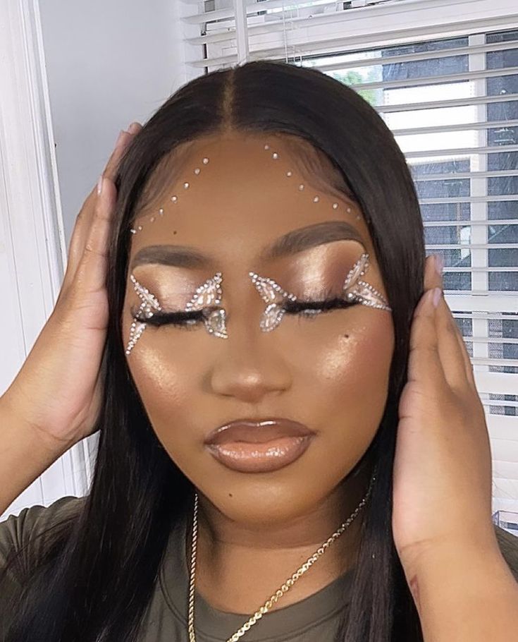 Black Queen Makeup, Birthday Makeup Looks, Natural Glam Makeup, Birthday Makeup, Brown Skin Makeup, Fall Makeup Looks, Queen Makeup, Dope Makeup, Glamorous Makeup