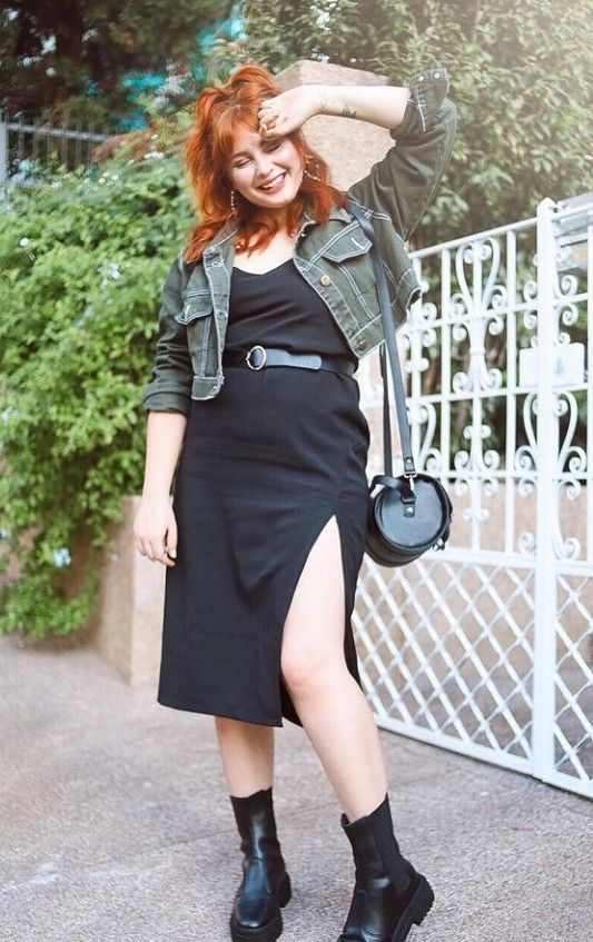 Edgy Outfits For Midsize Women, Alternative Fashion Mom, Black Sheer Tights Outfit Plus Size, Curvy Grunge Outfits 90s, Plus Size Fall Outfit Grunge, Plus Size Glam Rock Outfit, Midsize Fashion Edgy, Mid Size Goth Fashion, Midsize Black Dress