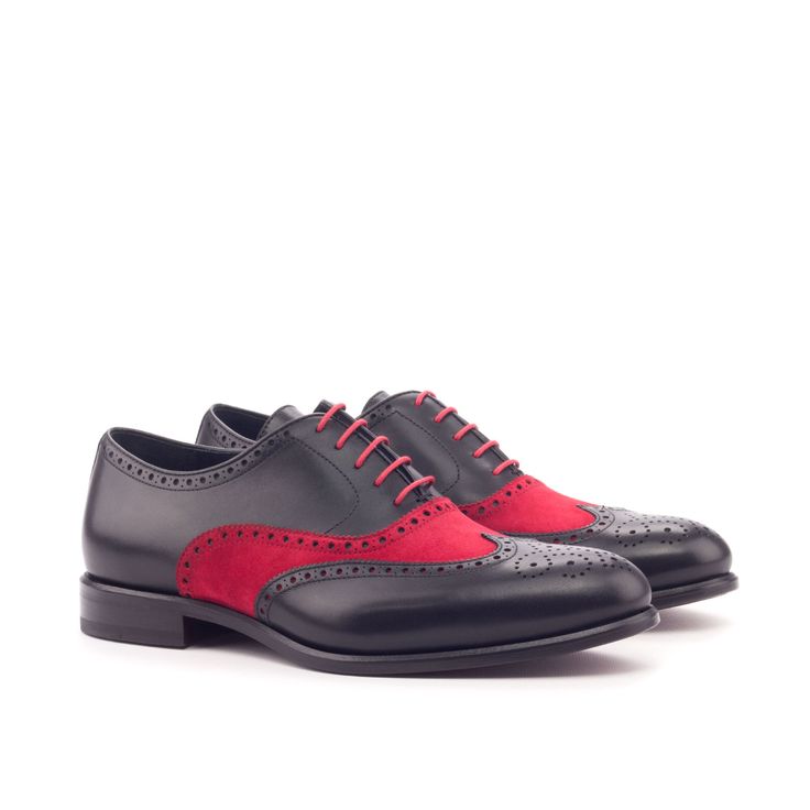 Also known as a wingtip, the Full Brogue is easily identifiable as one of the most classic pairs of men's dress shoes on the market. Featuring a brogue pattern along the sides as well as the toe cap, every man needs a Full Brogue in his shoe closet. Highlights Materials: box calf, kid suede Lining: black calf leather Sole: dark red leather sole Sole type: leather sole Model: Mens Dress Full Brogue Standard Finishing black, red Made in Spain Shipping directly from our factory in Spain 4 weeks lea Jodhpur Boots, Heeled Chelsea Boots, Wingtip Shoes, Custom Design Shoes, Gentleman Shoes, Brogue Boots, Leather Footwear, Men's Dress Shoes, Brogue Shoes