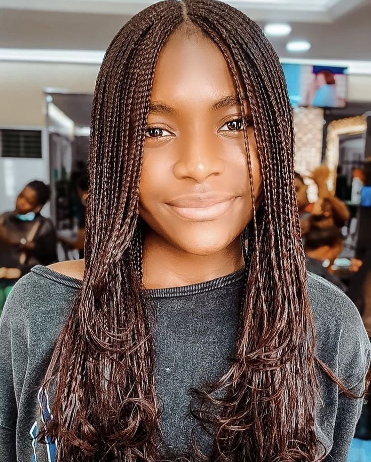 Braids Layers For Black Women, Layers Braids For Black Hair, Braids With Bumped Ends, Box Braids Layers, Short Layered Braids Black Hairstyles, Layered Braids Short, Black Layered Braids, Layered Braids Black Women, Short Layered Box Braids