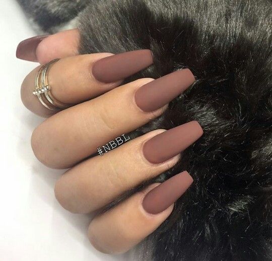 Brown Matte nails Christmas Simple, Long Nail Art, December Nails, Matte Nails Design, Super Nails, Brown Nails, Nailed It, Coffin Nails Designs, Bling Nails