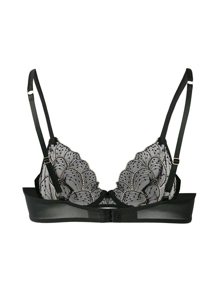 Gilda & Pearl Age D'or Bra | Farfetch.com Colour Combinations Fashion, Interesting Outfits, Bra Items, Lingerie Inspiration, Wardrobe Outfits, Clothing Photography, Vintage Lingerie, Dolce & Gabbana, Holiday Outfits