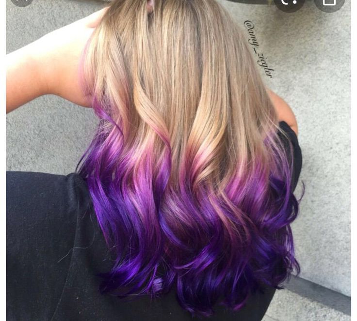 Blonde Purple Hair Color Ideas, Layered Hair With Dyed Tips, Purple Tips Hair Blonde, Blonde Purple Ombre Hair, Blonde And Purple Hair Ombre, Purple And Blonde Hair, Blonde Hair With Purple Tips, Petite Blonde, Hairstyles Anime