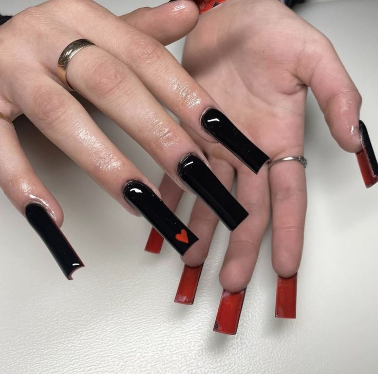 Dark Vday Nails, Valentines Day Nails Square Long, Valentines Day Nails Red And Black, Black Nails Ideas Square, Valentines Nails Black And Red, All Black Acrylic Nails, Emo Valentines Nails, Red And Black Valentines Day Nails, Black Nails With Red Bottoms