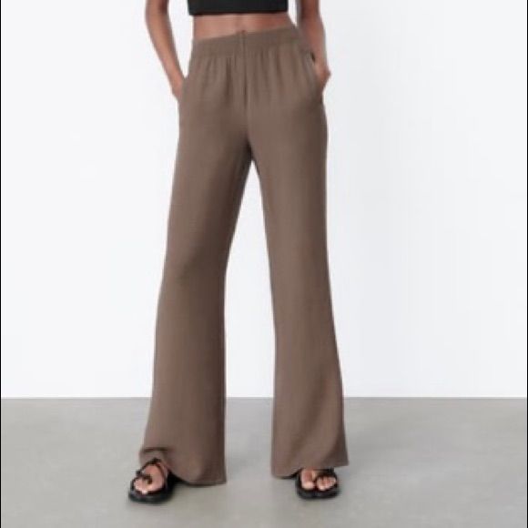 Brand New Size Medium Color:Taupe Summer High-waisted Brown Pants, Zara Brown Bottoms With Pockets, Summer Brown Straight Leg Pants, Summer Straight Leg Brown Pants, Brown Straight Leg Summer Pants, Chic Brown Straight Pants, Zara Casual Brown Pants, Casual Brown Zara Pants, Brown Straight Pants For Summer