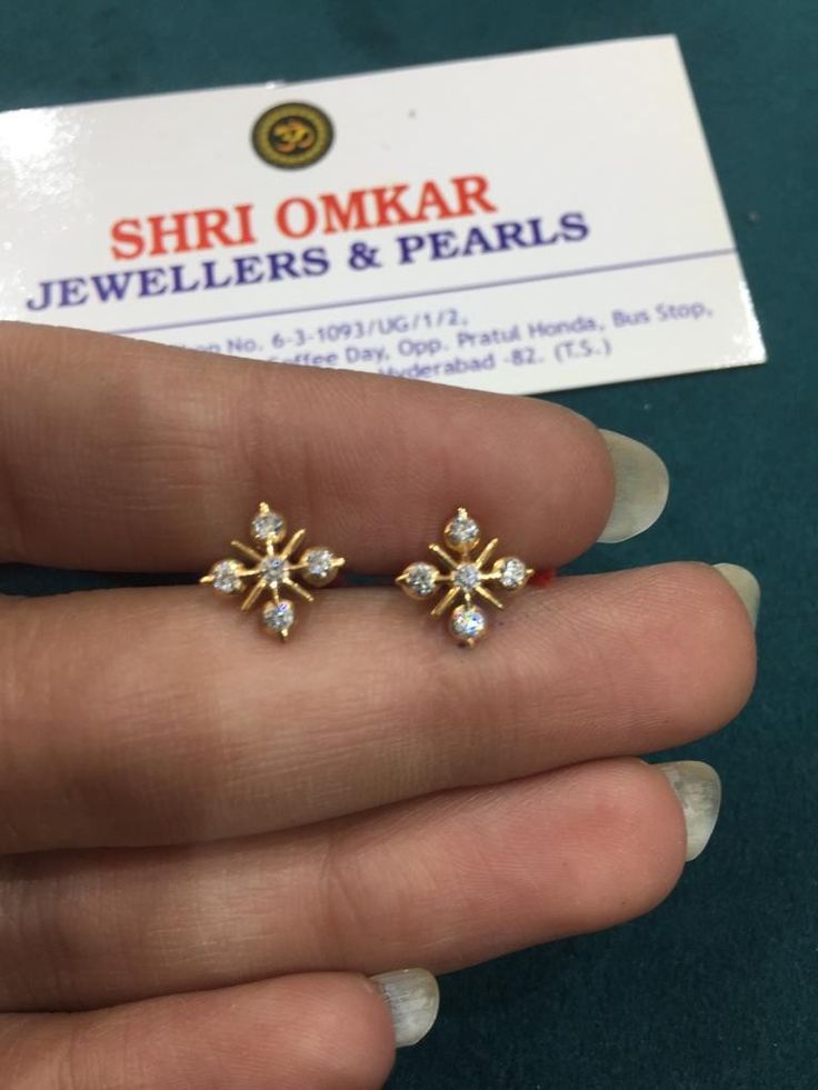 Diamond earrings By appointment only WhatsApp 98499 18039 . . . .#diamondearring #diamondjewellery #diamondtops #diamondweddingjewellery #diamondnecklace #diamoclosettingearring #diamondtop #diamondearringsDiamond jhumki WhatsApp 98499 18039#diamondearring #diamondtops #diamondjewellery #diamondweddingjewellery #diamondtops #diamondcloseopensettingtops #diamondjhumki #diamondjhumka Small White Stone Earrings Gold, Earring Diamond Studs, Closed Setting Diamond Earrings, Diamond Earrings Studs Indian, 2 Grams Gold Earrings, Real Diamond Earrings Unique, Diamond Studs Indian, Small Diamond Earrings, Gold Earrings Studs Simple