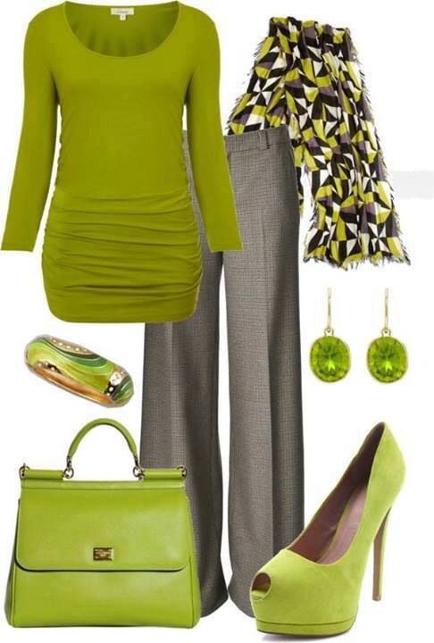 Winter work wear Outfits With Scarves, Cozy Fall Outfits, Green Outfit, Work Attire, Work Fashion, Business Fashion, Women Style, Her Style, Classy Outfits