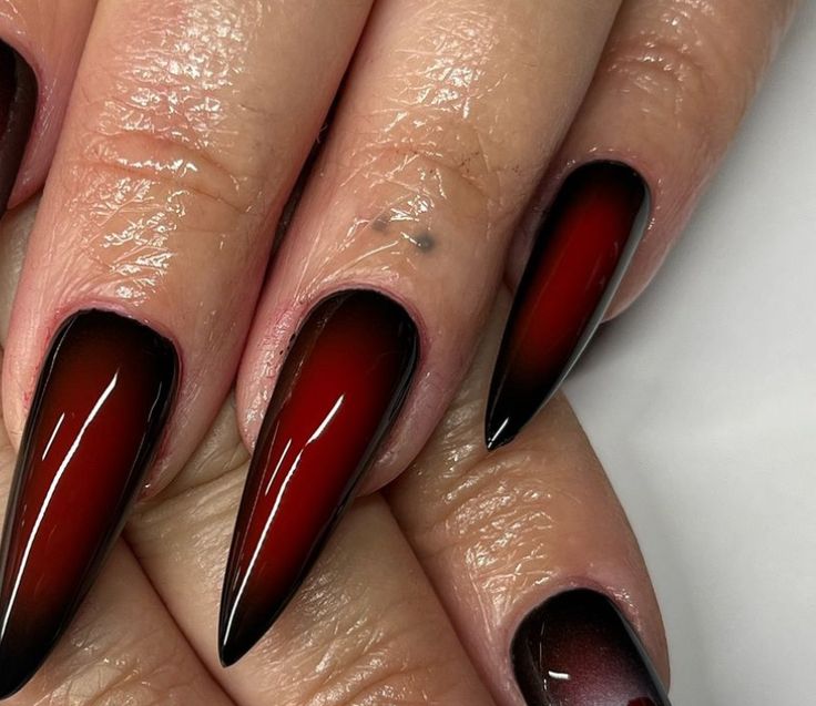 Gothic Nail Inspo Coffin, Dark Nail Ideas Coffin, Red Emo Nails Acrylic, Black Almond Nails With Design, Dark Red Stilletos Nails, Red Nails Black Design, Stiletto Red Nails Design, The Weekend Inspired Nails, Vampiric Nails