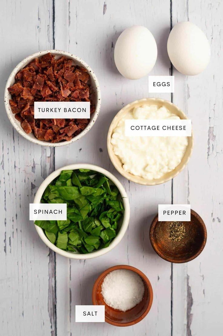 the ingredients to make this recipe include eggs, cottage cheese, spinach and bacon