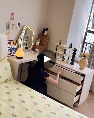 1.2M views · 1.4K reactions | Organizing the cutest corner of the room! 😍 | Organizing the cutest corner of the room! 😍 | By Nails Art Gallery | Facebook Drawers In Bedroom, Corner Drawers, Bed In Corner, Room Corner, Daughters Room, Nail Art Galleries, The Room, Nails Art, The Cutest