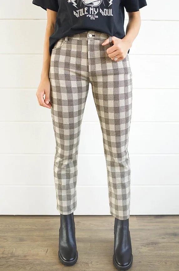 Seize The Day Plaid Pants Quality online women’s modest clothing & accessories boutique. Everything you need at unbeatable prices. Modest dresses Modest bridesmaid dresses, modest missionary dresses, mother of the bride dresses Modest swim designs. One pieces, tankinis, midkinis, and more! Cheap 90s Inspired Fall Bottoms, Professional Teacher Black Pants High School, Professional Leisure Wear, Brown And Black Plaid Business Casual Leggings, Gee Gee Plaid Pants, Adult Alternative Fashion, Edgy Corporate Fashion, Professional Grunge Outfits, Lipedema Fashion