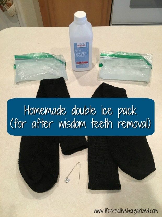 How to make a homemade ice pack for after wisdom teeth removal. Easy to make with items you already have. Your sore face (& the tooth fairy) will thank you! Teeth Types, Wisdom Teeth Food, Wisdom Teeth Recovery, Homemade Ice Pack, Office Ikea, Soft Foods To Eat, Diy Ice Pack, After Wisdom Teeth Removal, Teeth Surgery