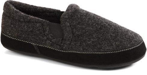 Settle in for a cozy day around the house with the men's Acorn Fave Gore slippers  featuring snuggly soft Italian-knit uppers with moisture-wicking fleece linings and Cloud Contour cushioning. Casual Brown Wool Slippers, Casual Wool Slip-on Slippers, Casual Snug Fit Slip-on Slippers, Casual Snug Slip-on Slippers, Casual Slip-on Slippers, Snug Slip-on Casual Slippers, Casual Snug Indoor Slippers, Casual Indoor Slippers With Snug Fit, Casual Snug Slippers For Indoor Use