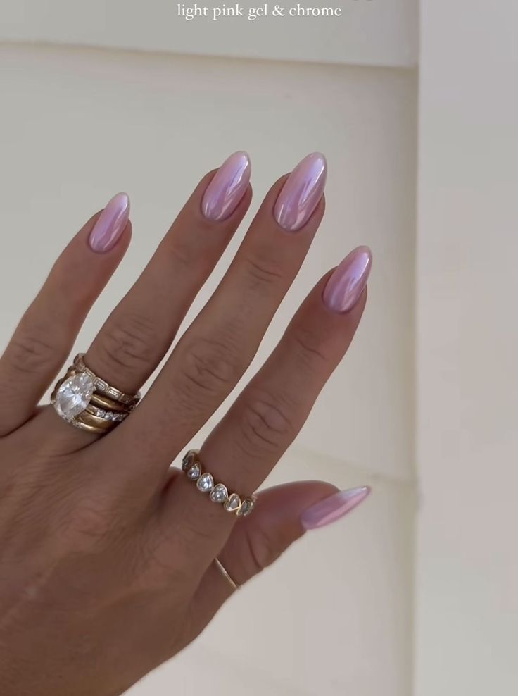 Click to see the top trends and get inspired for your next manicure! 💖 #NailTrends2024 #AugustNails #ManicureInspo Basic Nails Ideas, Baby Pink Chrome Nails, Wedding Guest Nails, Gel Chrome Nails, Almond Nails Red, Purple Chrome Nails, Clean Girl Nails, Chrome Nails Ideas, Classy Almond Nails