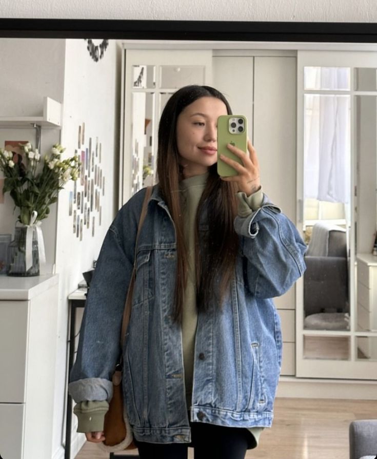 Sweatshirt And Denim Jacket Outfit, Sweatshirt Denim Jacket Outfit, Long Blue Jean Jacket Outfits, Sweatshirt And Jean Jacket, Oversized Jean Jacket Outfits Spring, Demin Jackets For Women, Fluffy Denim Jacket Outfit, Levi’s Jean Jacket Outfit, Oversize Jeans Jacket Outfit