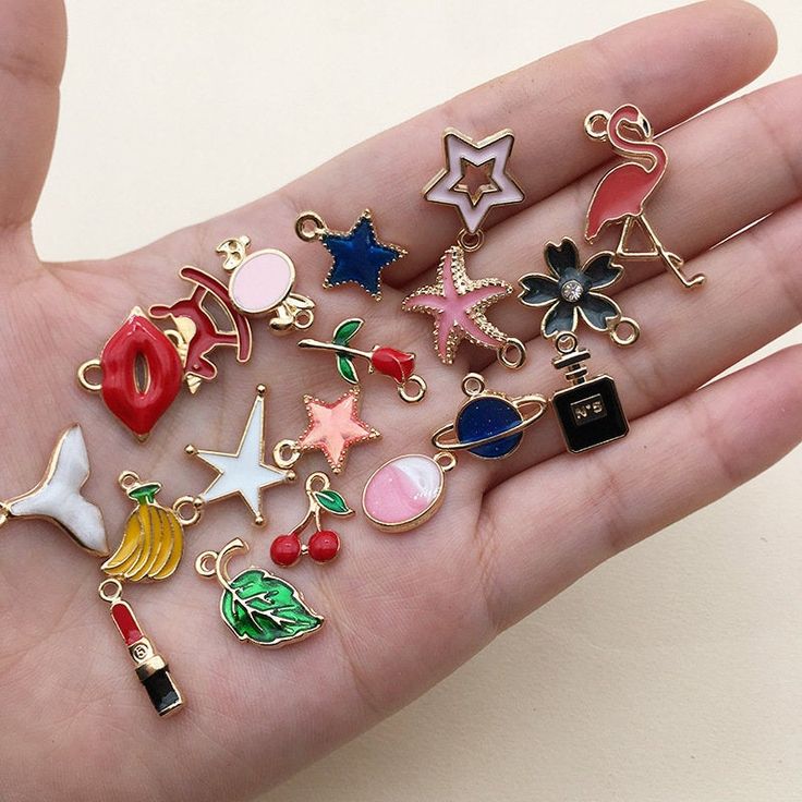 Description QTY: 100pcs Assorted charms Enamel DIY Charms Size: 0.6 - 1 inches/ 0.5cm-2.5cm,detail sizes can be check on the detail pictures You will receive every one of the charms in the pictures Each charm is shaped into a lovely charm,total 100 different styles-moon,fruit,flower,pet,animal,unicorn... ,Jewelry Findings - Wholesale Charms,Perfect gift for the jewelry maker. Business Jewelry, Unicorn Jewelry, Diy Collier, Earring Holder, Accessories Diy Jewelry, Enamel Charms, Small Pendant, Diy Schmuck, Diy Charms