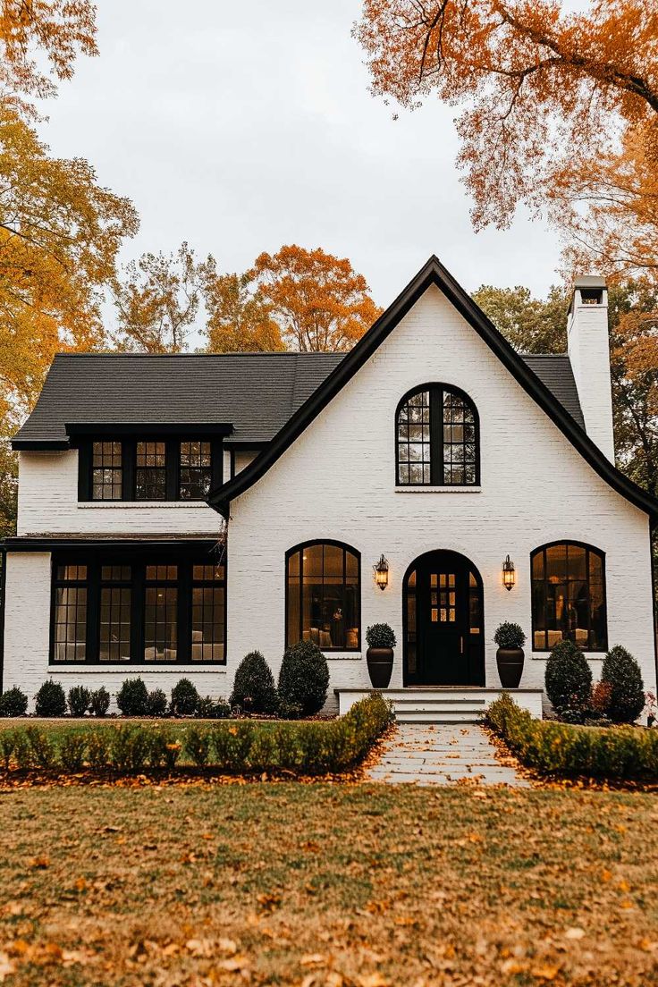 25+ Fall House Exterior Inspirations Midwest House Exterior, Witchy House Exterior Modern, Exterior Craftsman Homes, Two Story Ranch House Exterior, New Build Exterior Ideas, Craftmans House Exterior, Mystical House Exterior, Tutor Style Home Exterior, Vintage House Aesthetic Exterior