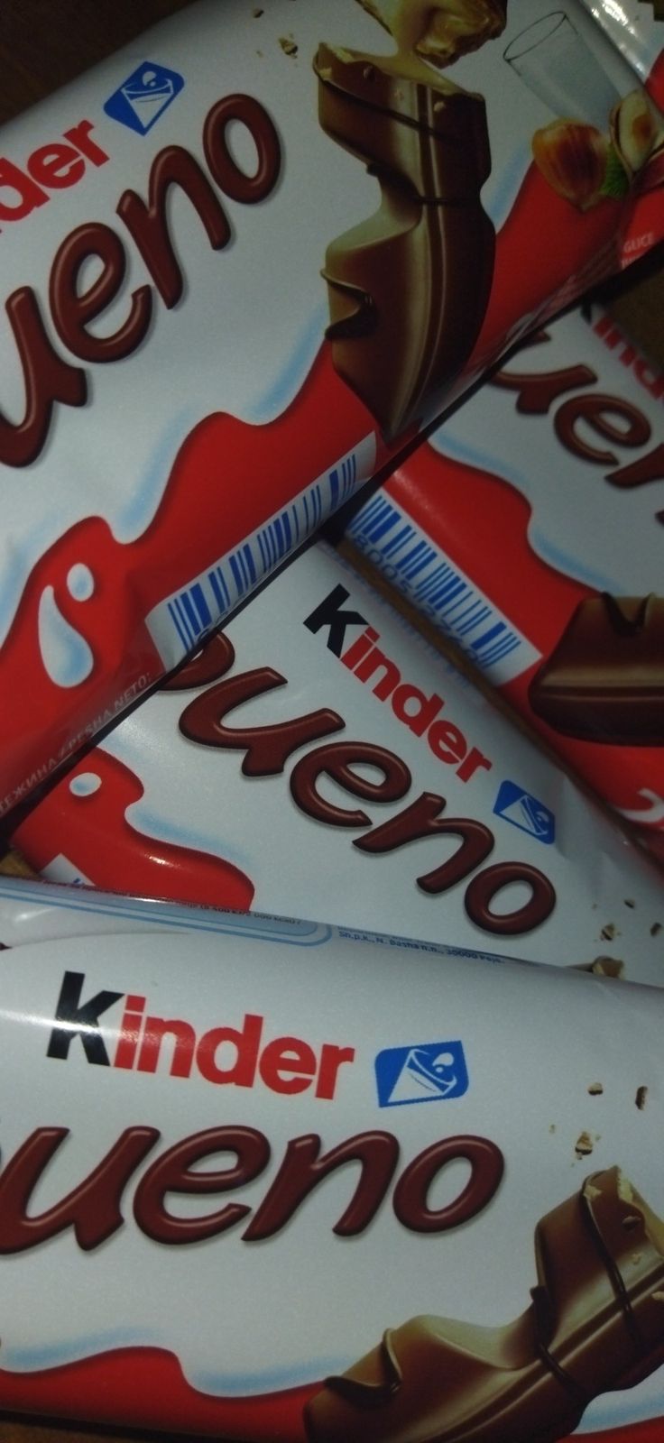 #kinderbueno #bueno #heavennn #pinit #aesthetic #citylights #lowexposure Cake, Birthday, Quick Saves