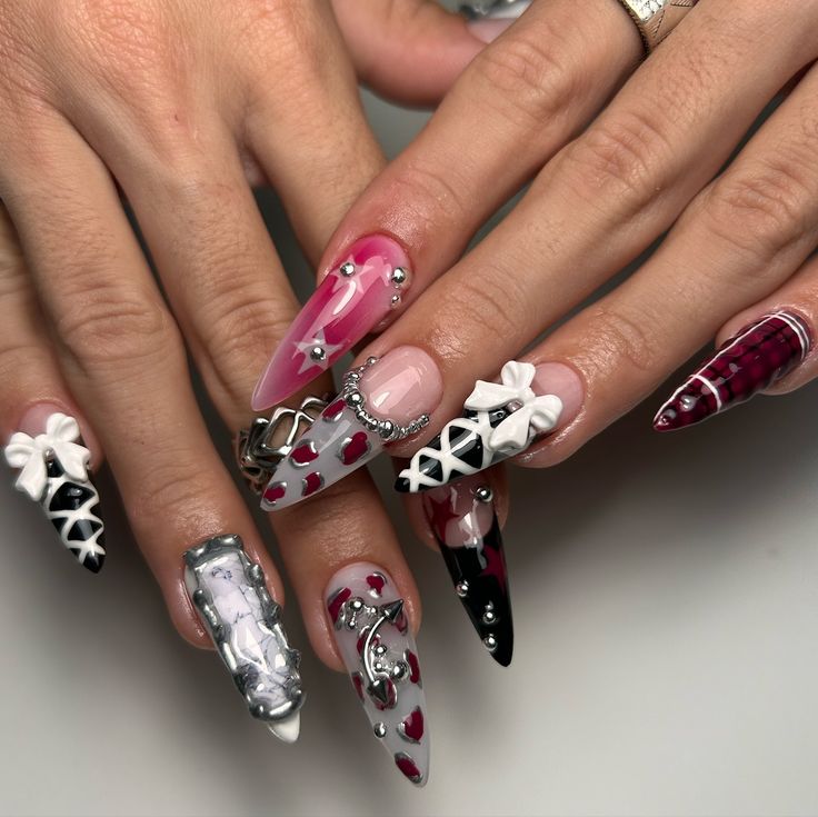 Nana Osaki Nails, Nana Nails Anime, Nana Nails, Nana Anime, Nana Osaki, Nails Inspo, Nail Inspo, Acrylic Nails, Nails