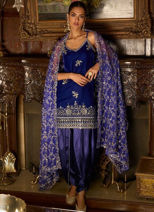 Blue Embellished Sharara For Eid, Royal Blue Pakistani Suit, Dark Blue Sharara, Navy Blue Pakistani Suit, Sapphire Pakistani Clothes, Designer Salwar Kameez, Punjabi Salwar Suits, Designer Salwar, Punjabi Suit