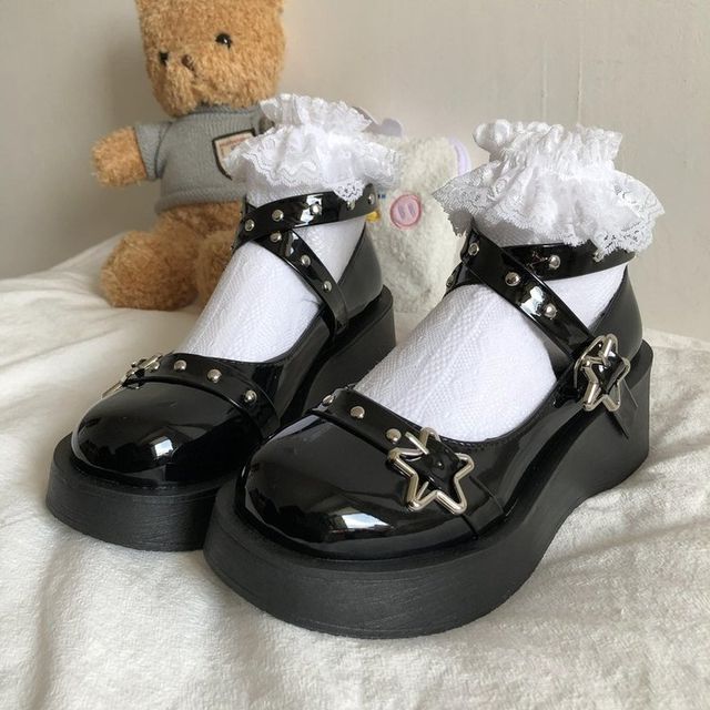 Emo Shoes, Harajuku Shoes, Goth Platforms, Shoes Star, Mary Jane Platform Shoes, Zapatos Mary Jane, Gothic Shoes, Dr Shoes, Platform Shoe