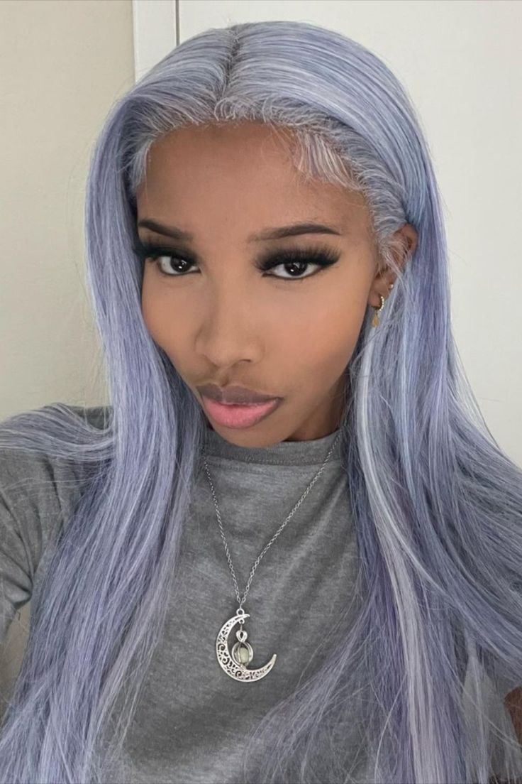 Lilac Wig, Lavender Hair, Pretty Faces, Black Girls Hairstyles, Girls In Love, Hair Products, Pretty Woman, Dyed Hair, Hair Inspo