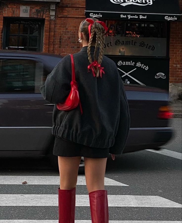 #winteroutfit #winterstyle #outfitideas #redboots #bows #bowaesthetic #coldwinteroutfits Pink Green Outfit, Christmas Style Outfit, Red Scarf Outfit, Paris Trip Outfits, That Girl, Nyc Outfits, Headband Outfit, Autumn Fits, Red Fits