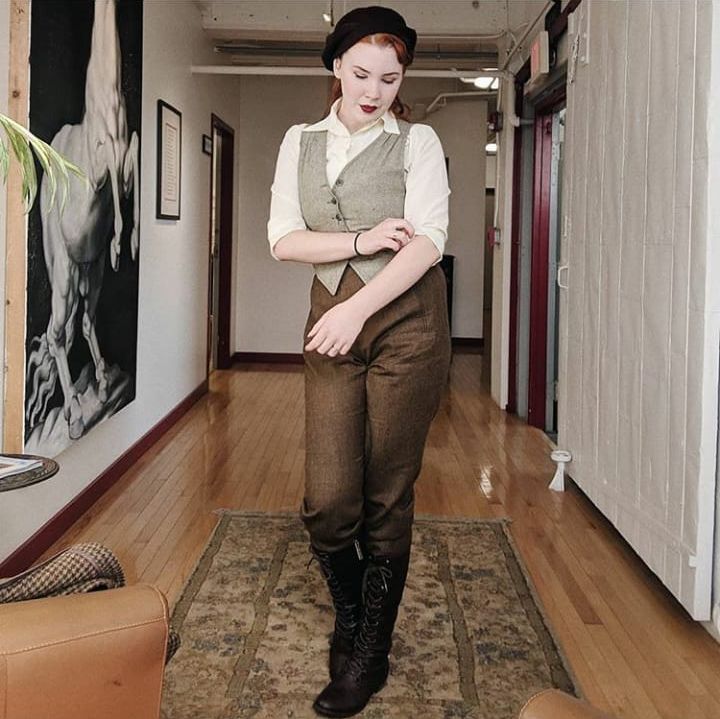 Rachel Masky Anachronistic Fashion, Victorian Librarian, Rachel Maksy Outfits, Rachel Masky, Steampunk Time Traveler, 1920s Womens Fashion, Hobbit Cottage, Costume Party Themes, Minor Inconvenience