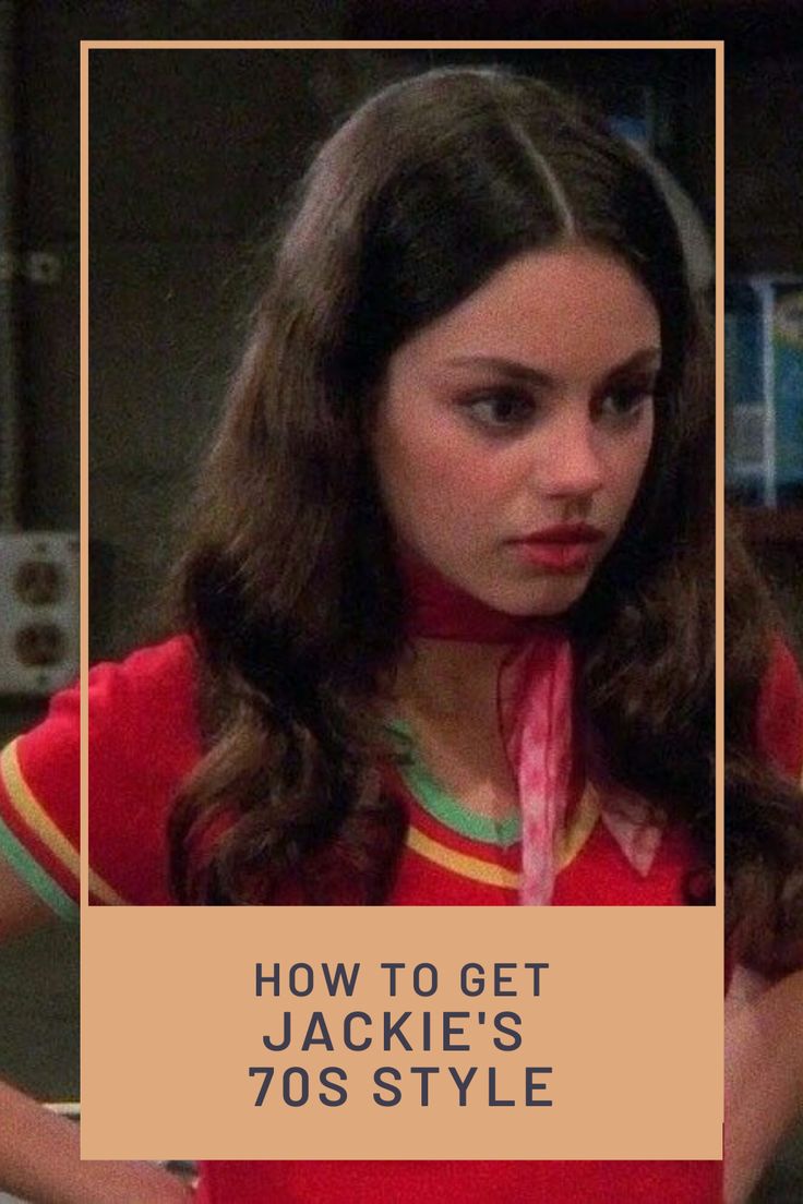 As a kid, if a character was short, sassy, and annoying I probably loved them and their style. Jackie fit that bill with a fun 70s twist. As the youngest and richest teen, she wanted to fit in with the group of lazy stoners, but she certainly didn’t change her style to do so. Fez That 70s Show Outfit, 70s Mom Aesthetic, That 70’s Show, Jackie That 70s Show Costume, That 70s Show Outfits Jackie, That 70s Show Costume, Mila Kunis That 70s Show, That 70s Show Jackie, Diy 70s Outfit