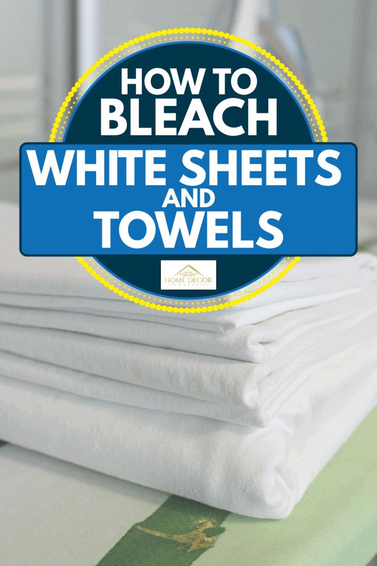 Bleaching White Bath Towels, How To Wash White Sheets, How To Make White Towels White Again, How To Whiten Towels Without Bleach, How To Wash White Towels, How To Whiten White Towels, Bleaching White Clothes, Cleaning White Sheets, How To Bleach Whites