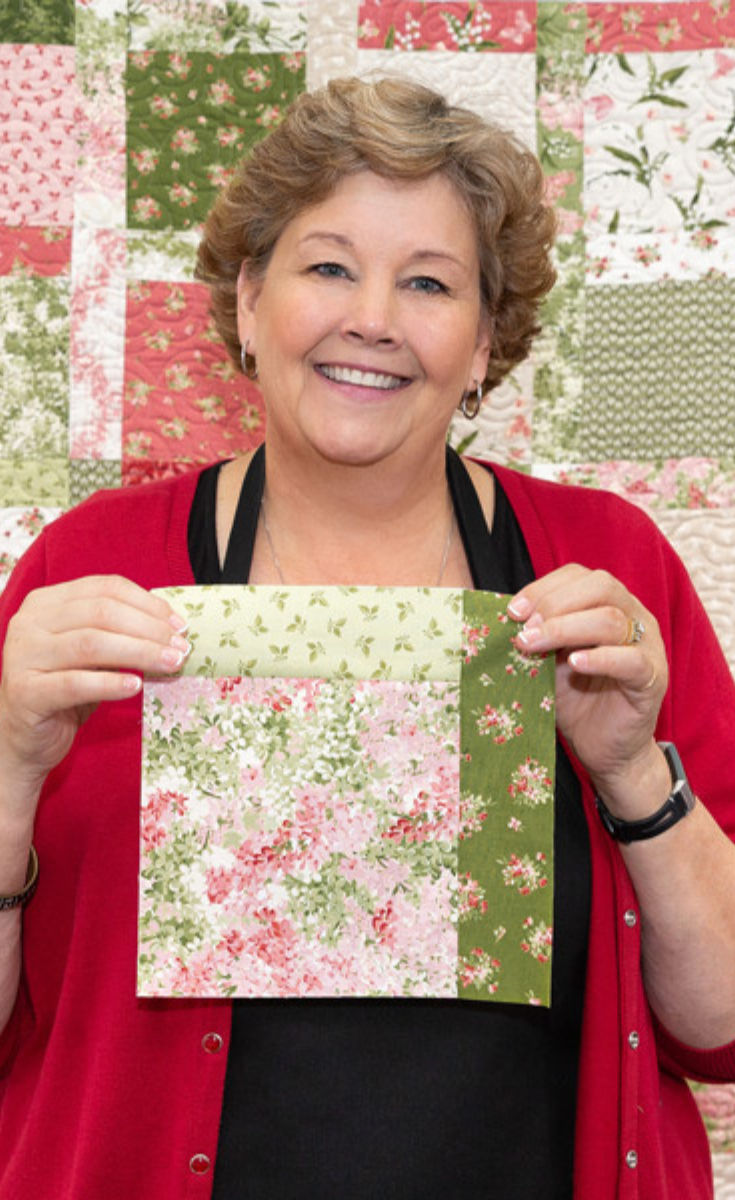 Save this Free Easy Building Blocks Quilt Tutorial! Jenny Doan demonstrates how to make a quick and easy Building Blocks quilt using 10 inch squares of precut fabric (layer cakes). Quilts Made With 10 Inch Squares, Quilt Pattern 10 Inch Squares, 3 Fabric Quilt Blocks, Quilts With 5 Inch Squares Patterns, Easy Block Quilts For Beginners, Building Block Quilt Pattern, Timeless Treasures Quilt Patterns, Square Quilt Patterns Easy Free, Trailing Squares Quilt Pattern