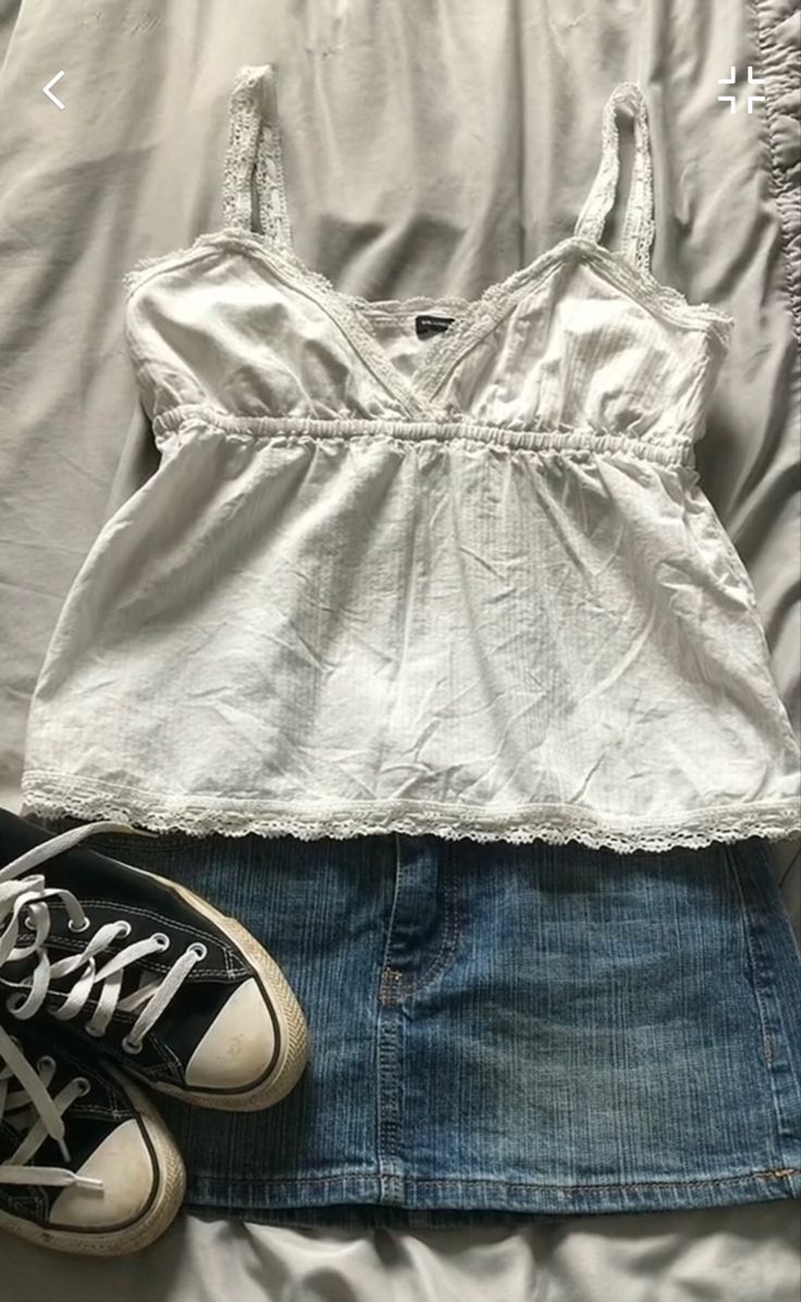 Edith Tank Brandy, Malia Denim Skirt Brandy, Brandy Melville Edith Tank, Brandy Melville Mini Skirt, Brandy Melville Denim Skirt, White Skirt Mini, Brandy Outfits Aesthetic, Edith Lace Tank, Lace Mini Skirt Outfit