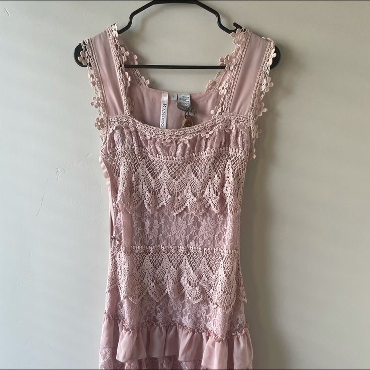 One Of A Kind Dress I Bought From Park City Years Ago. Beautiful Lace Detail. Unique. The Only Thing Wrong Is The Zipper Is Broken. Pinterest Clothes, Prom Attire, Poshmark Clothes, Fashion Bible, Boho Clothes, Striped Tunic Dress, Umgee Dress, Indie Sleaze, Dream Aesthetic