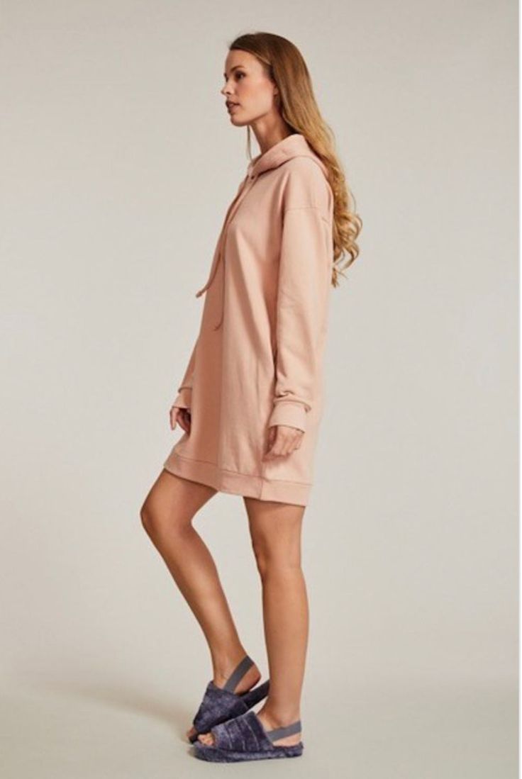 Comfy Hoodie dress with side seam pockets. Lightweight sweatshirt material. Color: Dusty Rose Sizes: S-2XL Oversized Hoodie Dress, Pocket Hoodie, Comfy Hoodies, Oversize Hoodie, Sweatshirt Dress, Hoodie Dress, Dusty Rose, Kangaroo Pocket, Kangaroo