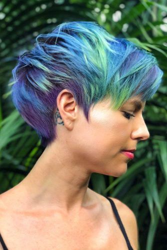 Vibrant And Pastel Mermaid Hair Color Ideas ★ Peacock Hair Color, Mermaid Hairstyle, Pixie Hair Color, Peacock Hair, Mermaid Hair Color, Boho Hairstyle, Awesome Hairstyles, Hair Color Crazy, Beautiful Hair Color