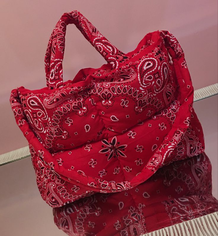 Follow us on instagram for more fashion looks 💗 @FabshiFashion1 Casual Red Bags For The Weekend, Casual Red Bags For Weekend, Casual Red Bag For Weekend, Casual Red Weekend Bag, Red Rectangular Bag For Weekend, Red Rectangular Weekend Bag, Rectangular Red Weekend Bags, Puff Bag, Heat Bag