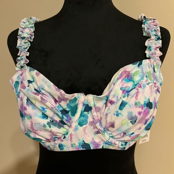 New With Tags* Shade Shore Bikini Top Cute Ruffle Straps Size X Large *Feel Free To Ask Any Questions About This Item. *View Each Photo For Quality Details *Accepting Reasonable Offers *Bundle & Save Thank You Shades For Women, People Shopping, Compression Pants, Summer Bikinis, Top Cute, Swimsuit Tops, Blue Purple, Women Brands, Blue And Purple