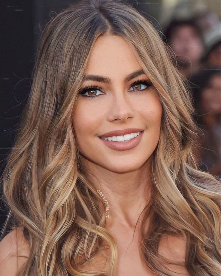 Sofia Vergara Blonde Hair, J Lo Hair Color, Jlo Hair Color Caramel Balayage, Jennifer Lopez Hair Color Balayage, Scheana Shay Hair, Sophia Vergara Hair, Sofia Vergara Makeup, Sofia Vergara Blonde, Sofia Vergara Hair Color