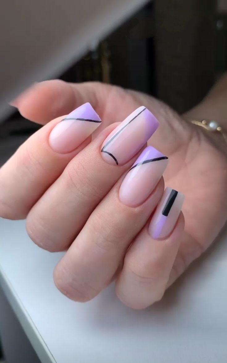 Light Purple And Black Nails, Light Purple Nails, Feeling Pretty, Simple Nail Art Designs, Simple Nail, Easy Nail Art, Purple Nails, Nails Ideas, Black Nails