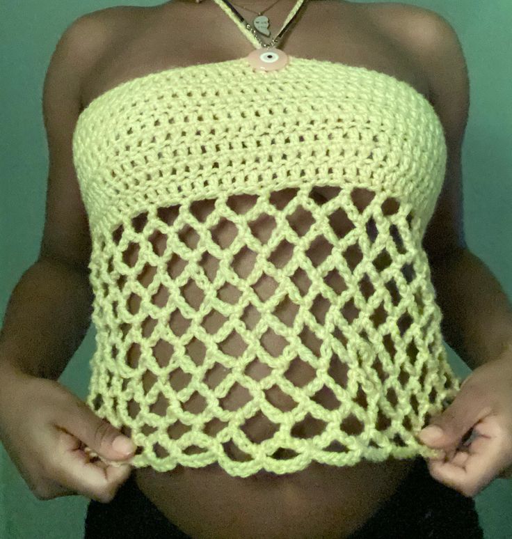 Yellow crochet top Lace Top Patterns, Boho Lace Top, Crochet Etsy, Clothing Gifts, Bridesmaid Outfit, Crochet Top Pattern, Boho Crochet, Bridesmaids Gifts, Clothes Gift