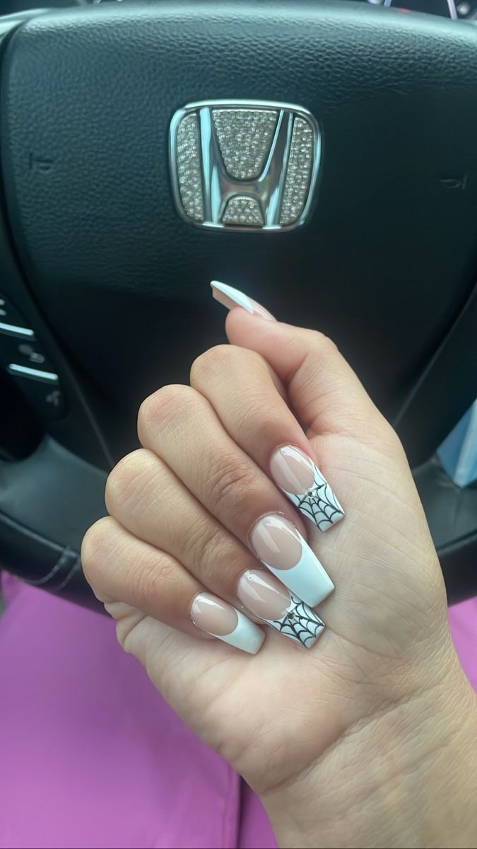 Nail Inspo Spider Web, White French Tip Nails With Spider Web, Spiderweb Nails French Tip, French Tip With Spider Web, Spiderweb French Tip, Spiderweb French Tip Nails, Spider Web French Tip Nails, Spider Web Acrylic Nails, Spiderweb Nails