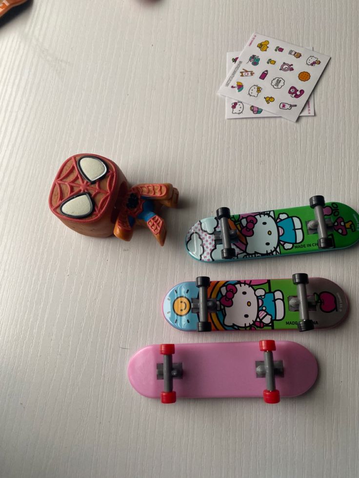 Hello Kitty Tech Deck, Tech Deck Aesthetic, Mini Skate, Skateboard Aesthetic, Forest Core, Kitty Clothes, Tech Deck, Hello Kitty Clothes, Skater Aesthetic