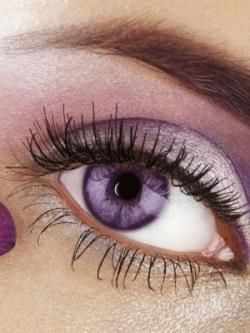 lila Purple Eye Contacts, Permanente Make-up, Purple Contacts, Eye Contacts, Yennefer Of Vengerberg, The Ancient Magus Bride, Glamorous Look, Violet Eyes, Look Into My Eyes